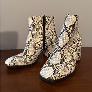 Mix No. 6 Snake-Print Ankle Boots - White & Black